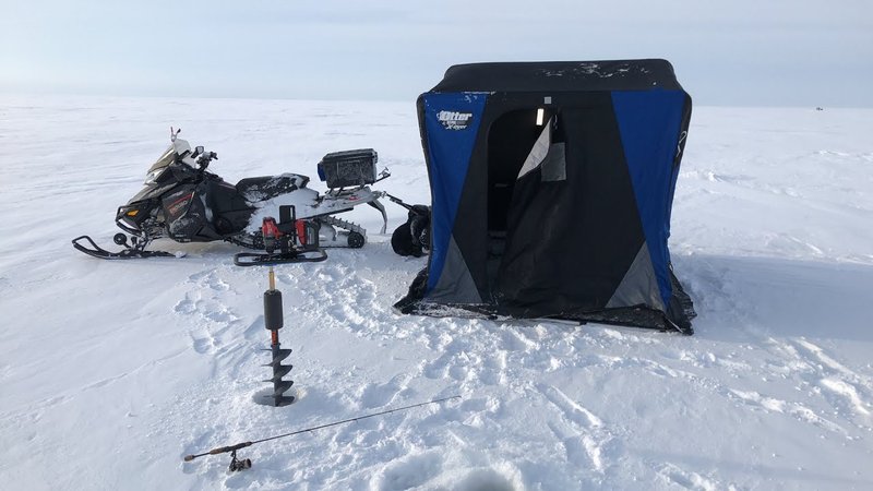 Ice fishing online game in Canada Ice fishing online game in Canada